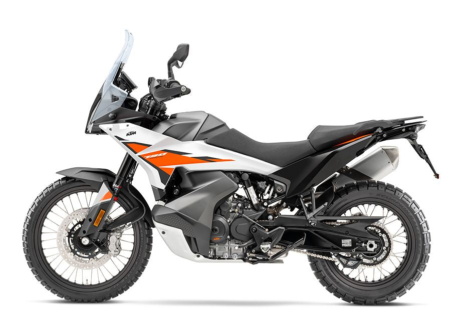 KTM 790 Adventure 2026 - Bílá – pohled 2