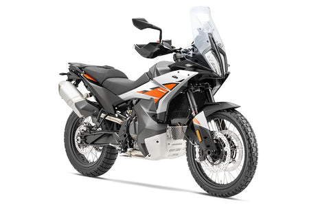 KTM 790 Adventure 2026 - Bílá – pohled 3