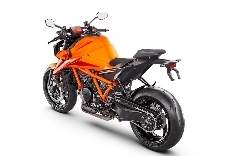 KTM 1390 Super Duke R 2026 - Oranžová – pohled 3