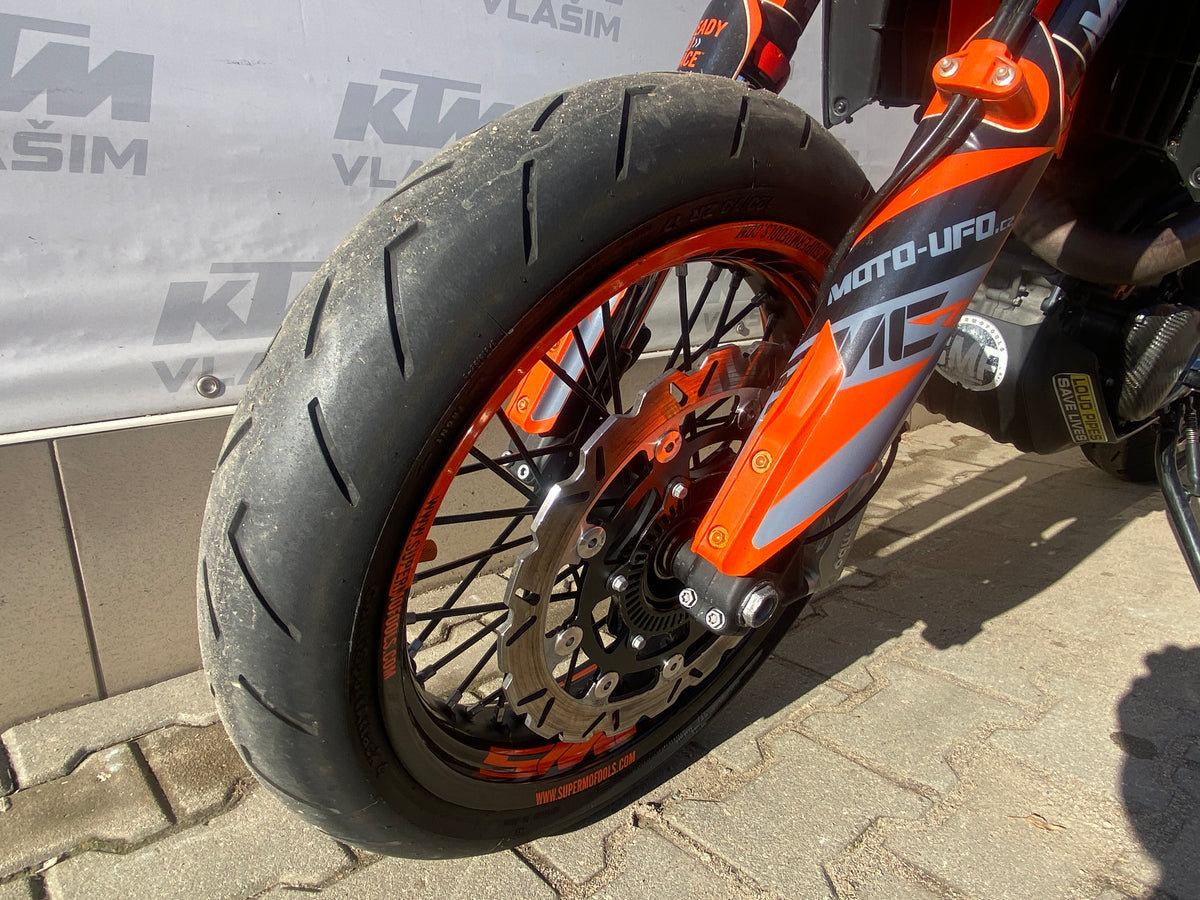 KTM 690 SMCR