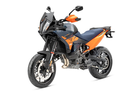 KTM 890 SMT 2026 – pohled 3