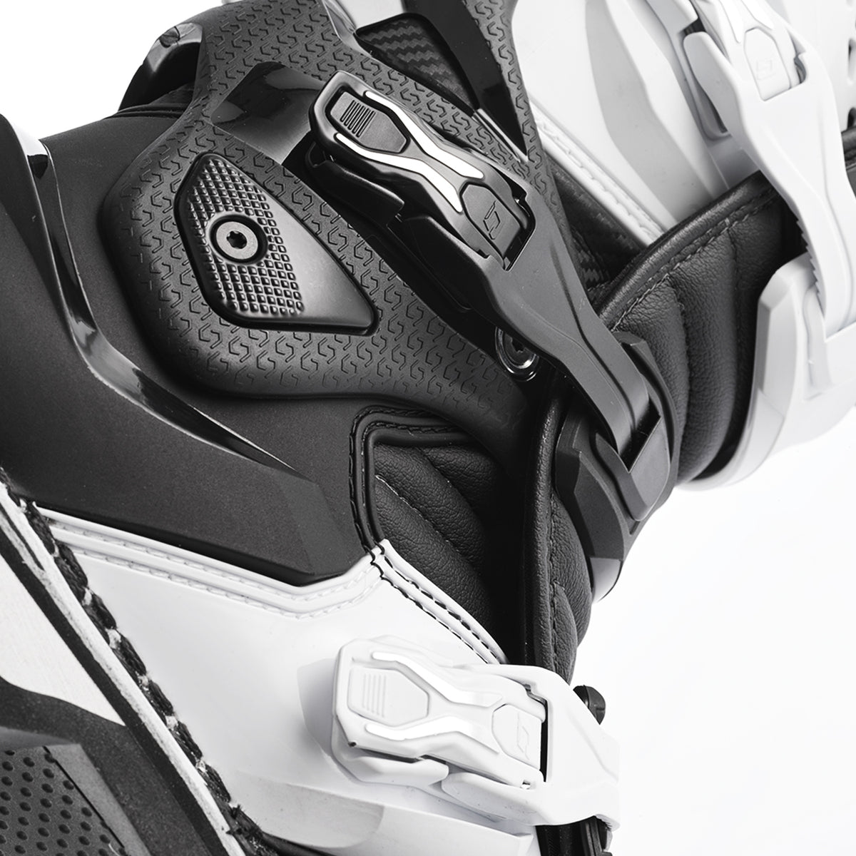 Boty Gaerne SG 22 Black White