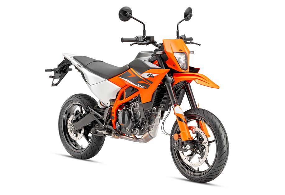 KTM 125 SMC R 2026 – pohled 4