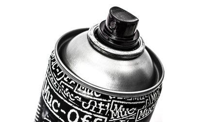 Muc-Off 627 - lešticí a voskovací sprej Speed Polish pro všechny povrchy - 400 ml