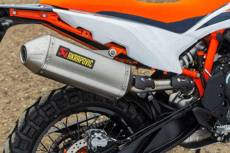 SLIP-ON AKRAPOVIČ