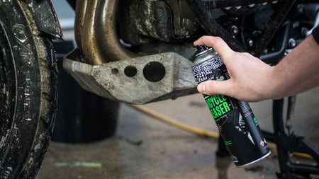 Muc-Off 648 - Biologicky odbouratelný sprej na odmašťování jakéhokoli povrchu - 500 ml - Odmašťovač na motocykly