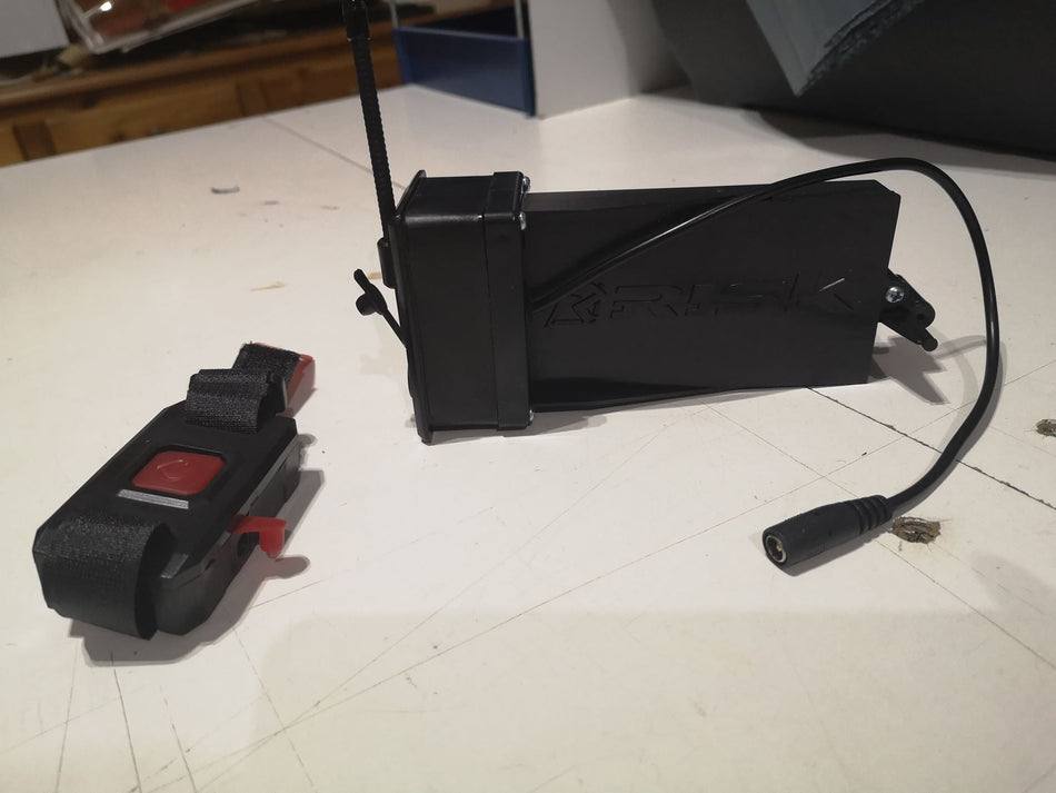 Náhradní elektronika a dálkové ovládání Risk Racing pro Holeshot