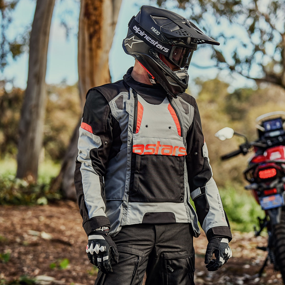 Bunda Alpinestars Harok Drystar světle šedá/tmavě šedá/černá/červená fluo