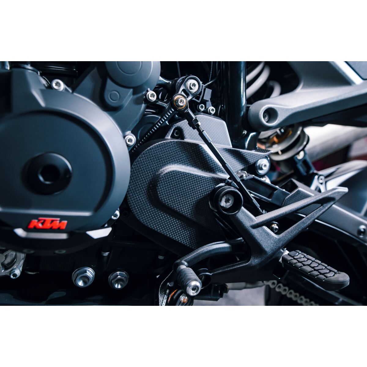 Kryt řetězového kolečka karbonový KTM-PIM 3059923e47b9