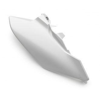 Side fairing