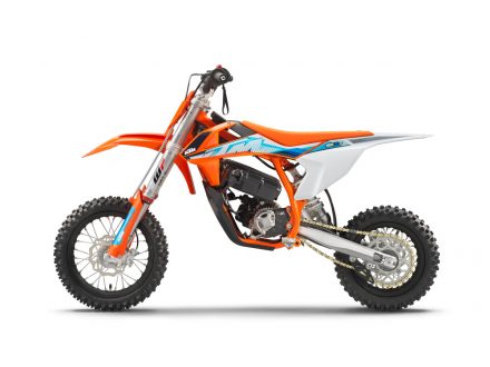 Foto - KTM SX-E 5 2024