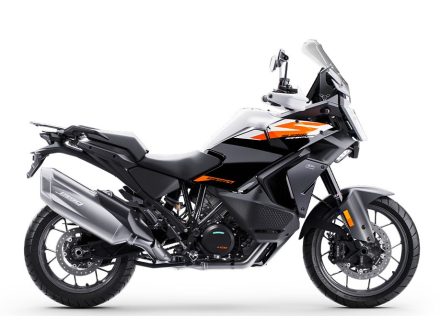 Foto - KTM 1390 Super Adventure S EVO ČERNÁ 2026