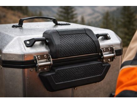 Foto - Opěrka zad spolujezdce na horní kufr KTM