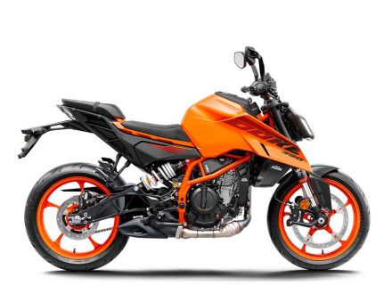 Foto - KTM 390 Duke 2026 - Oranžová